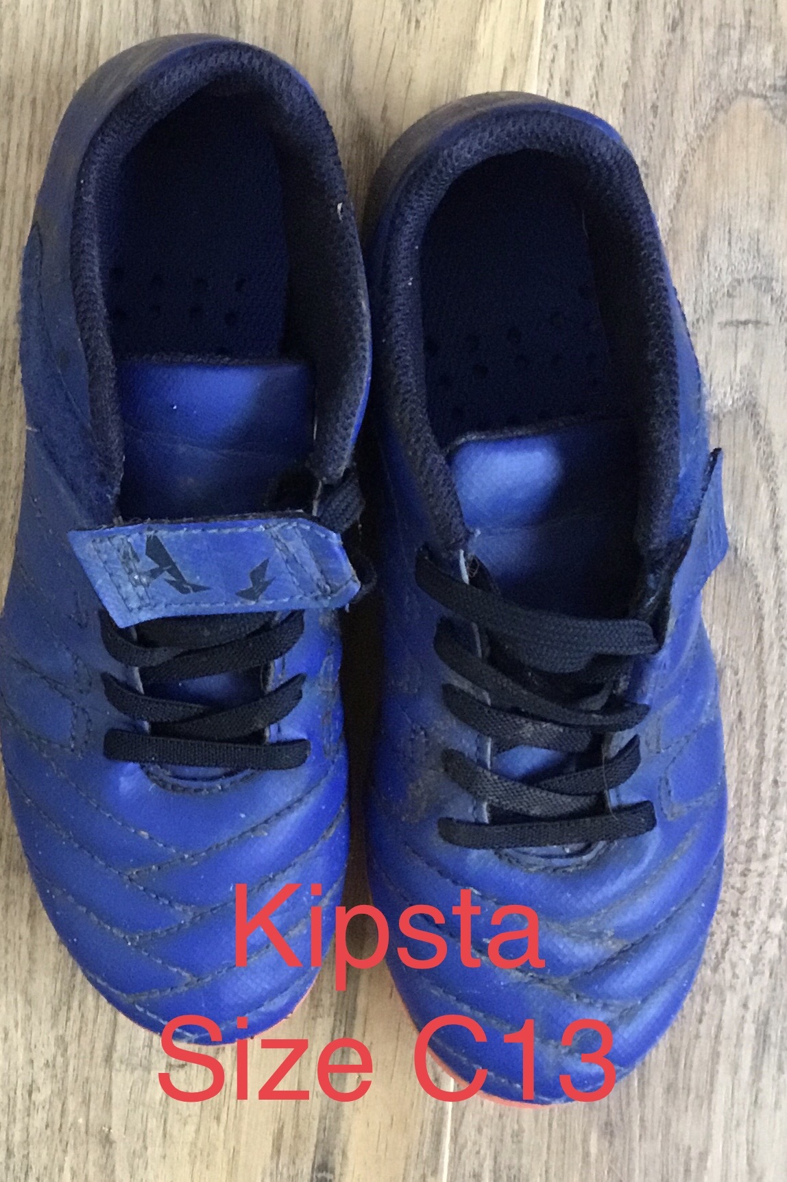 Kipsta blue football shoes deals